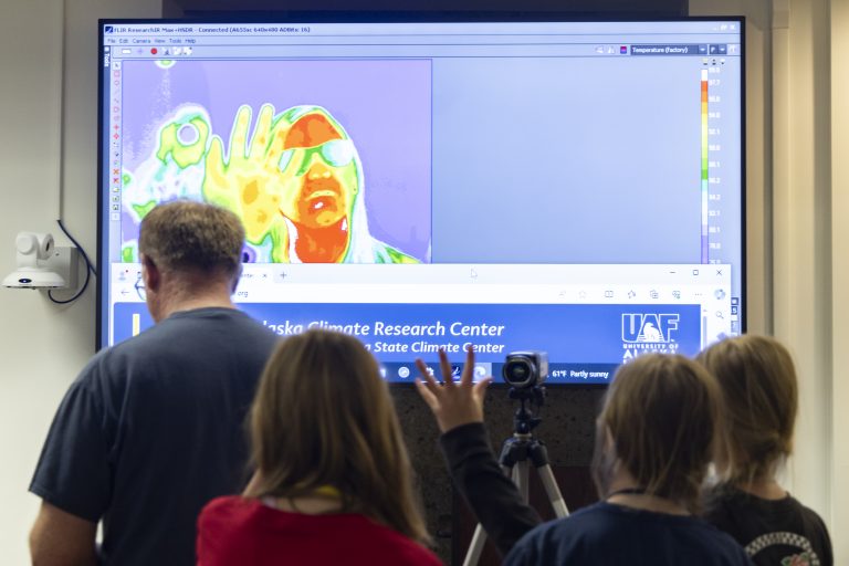 HyLab Participates in Arctic Research Open House, Showcasing Hyperspectral Imaging for Arctic Science and Exploration